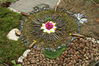 Mandala aus Naturmaterialien