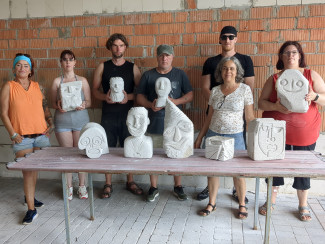 Gruppenbild mit einigen Teilnehmenden